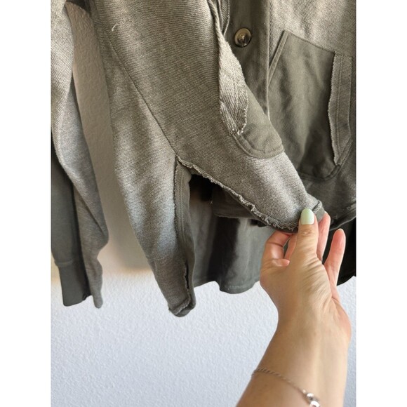 BKE Women's Green Long Sleeve V Neck Button Down Sweater Pockets Small - Picture 4 of 14